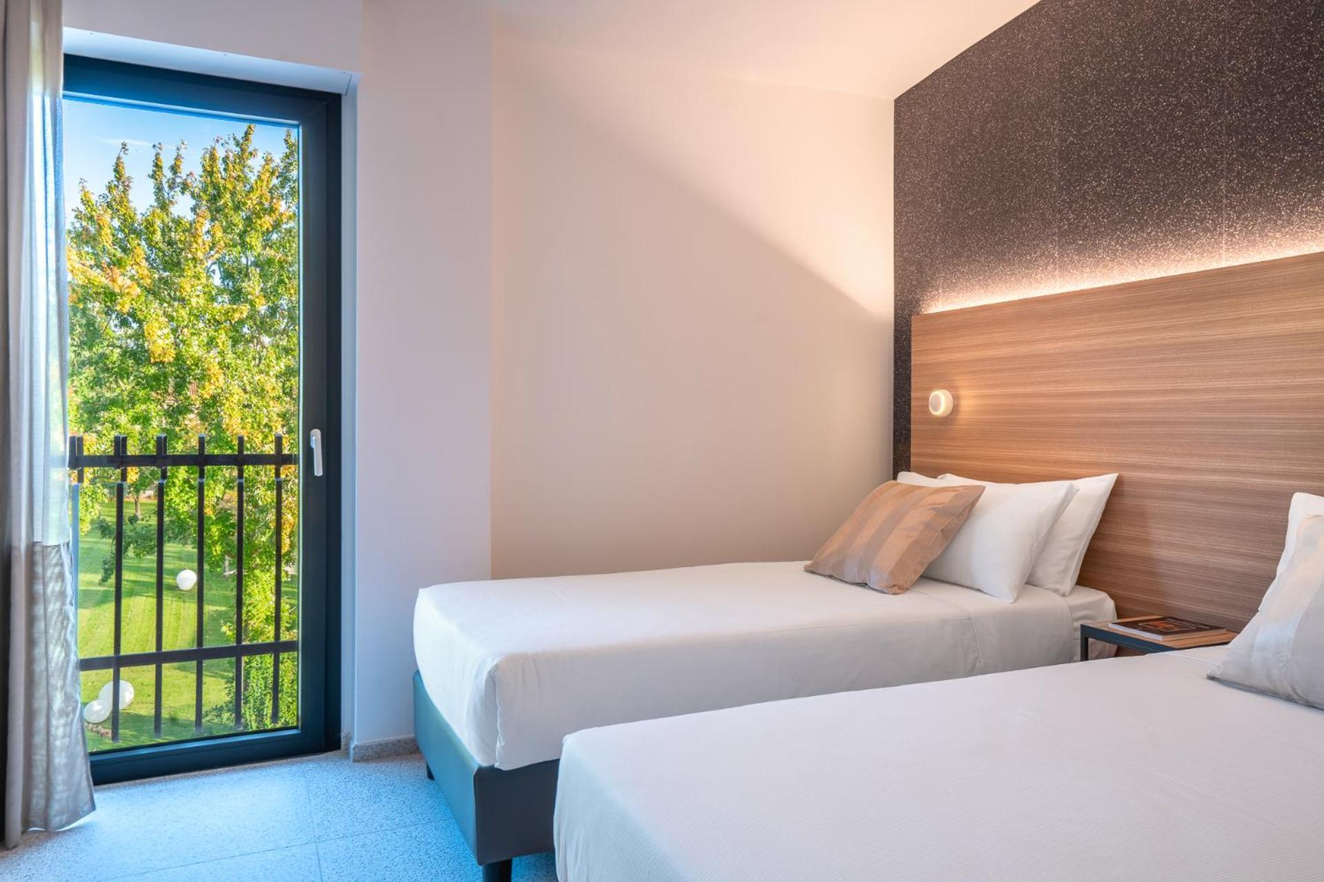 Hub Hotel غوبيو المظهر الخارجي الصورة