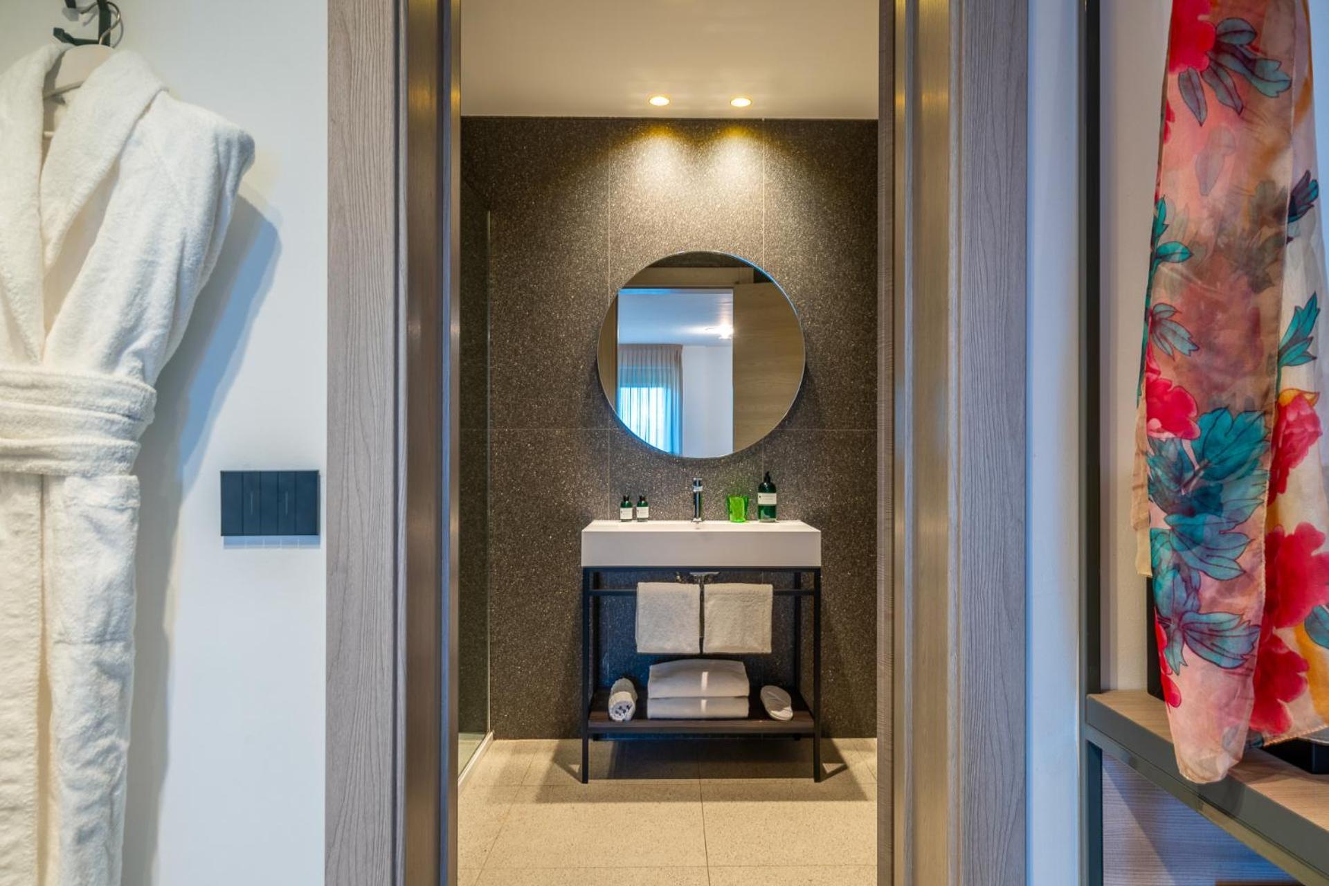 Hub Hotel غوبيو المظهر الخارجي الصورة